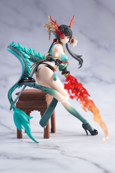 十二大战 小青龙·珑