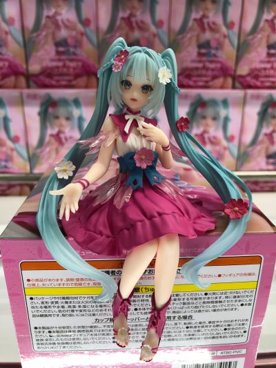 压泡面 初音未来 花仙子 波斯菊