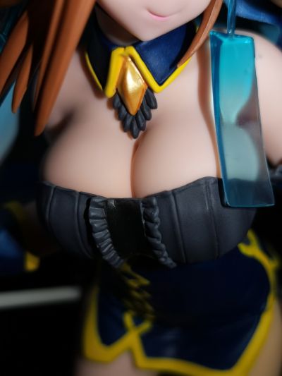 モエコレPLUS No.24 愛佳でいくの！！ 小牧愛佳 ビショップver. 通常版