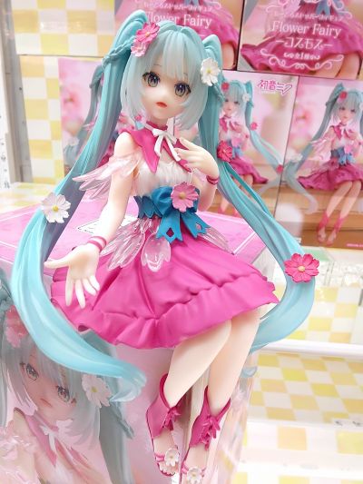 压泡面 初音未来 花仙子 波斯菊