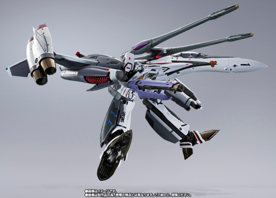 DX超合金 VF-25F 龙卷型弥赛亚女武神（早乙女有人专用）重生版