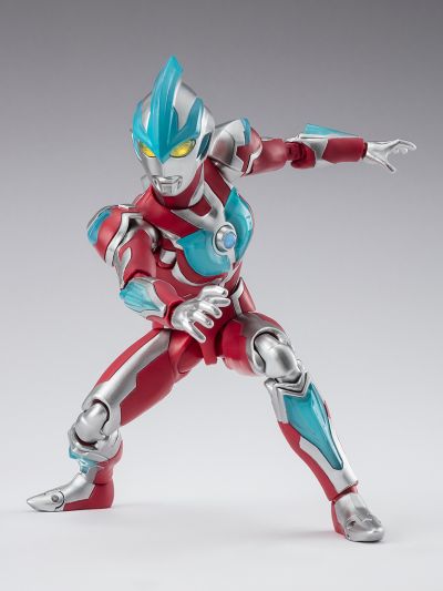 S.H.Figuarts 银河奥特曼（新生代之星）