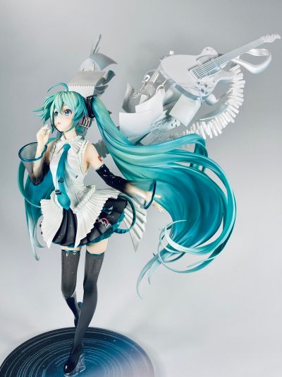 初音未来  16周年纪念款