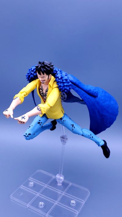 S.H.Figuarts  特拉法尔加·罗 -讨伐鬼之岛-