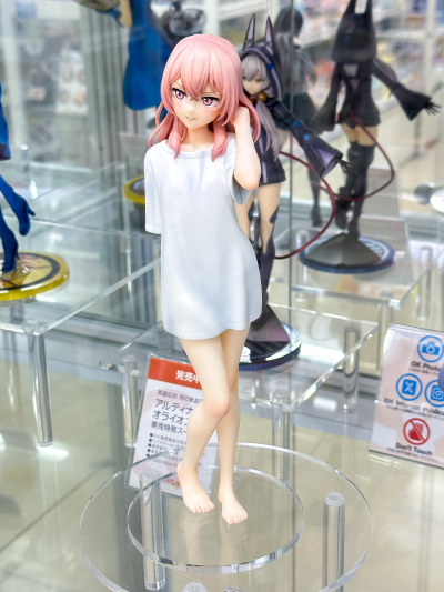 更衣人偶坠入爱河 乾纱寿叶 T恤衫版