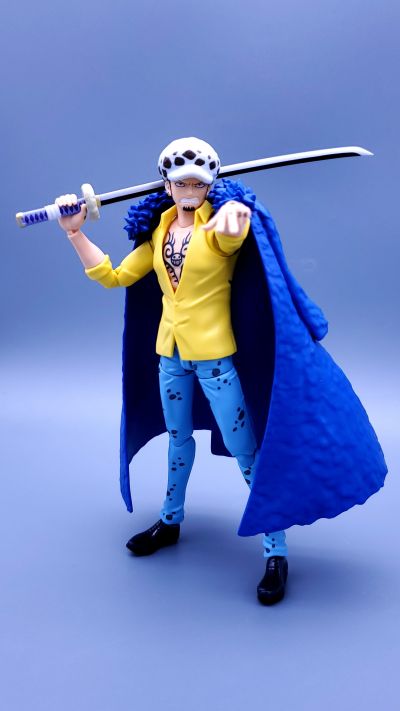 S.H.Figuarts  特拉法尔加·罗 -讨伐鬼之岛-