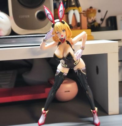 索菲亚· F· 希琳