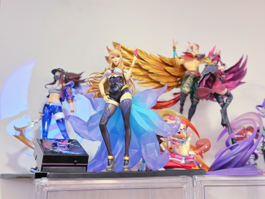 英雄联盟 K/DA 阿卡丽