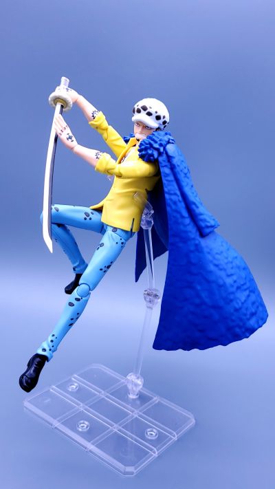 S.H.Figuarts  特拉法尔加·罗 -讨伐鬼之岛-