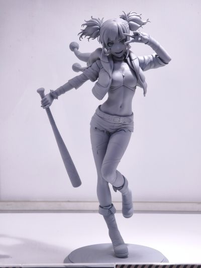 哈莉·奎茵  X特遣队的奇幻之旅