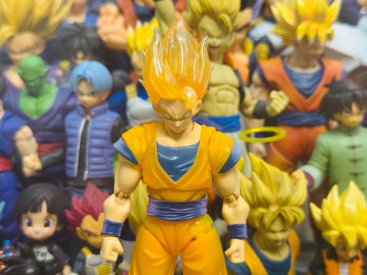 S.H.Figuarts  超级赛亚人孙悟空-Z战士-