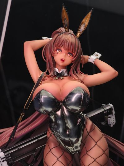 胜利女神：妮姬 布兰儿