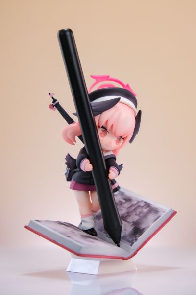 蔚蓝档案 小春笔架