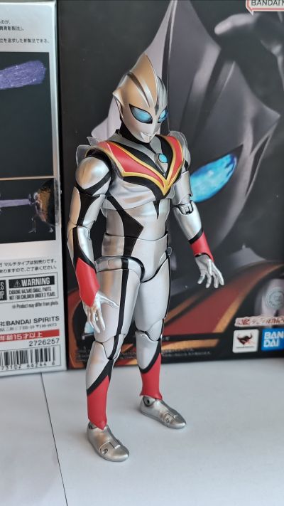 S.H.Figuarts（真骨雕制法）假迪迦/邪恶迪迦