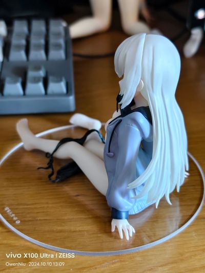 连帽衫少女 略带Hver.