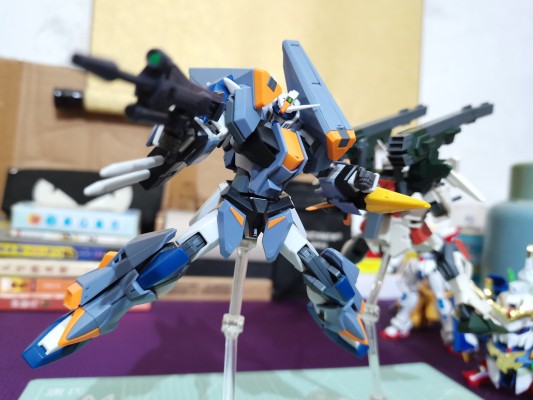 HG 1/144 决斗迅雷高达