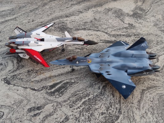 65765 超时空要塞系列 VF-22S “超时空要塞7”