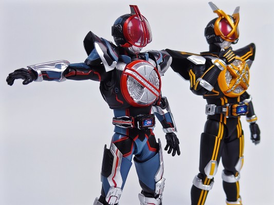 S.H.Figuarts(真骨雕制法)    假面骑士次世代凯撒（暂译）