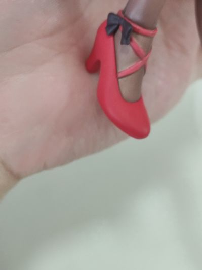 圣剑学院的魔剑使 黎榭莉亚·雷·克里斯塔利亚 深红兔女郎+走光系统