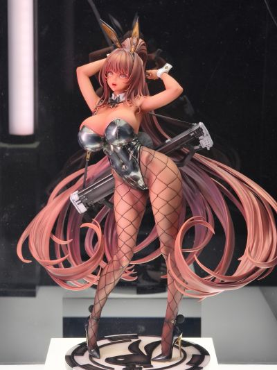 胜利女神：妮姬 布兰儿