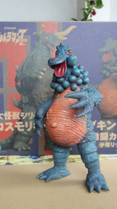 大怪兽系列 泰罗奥特曼 科斯莫利基德 与 莱布王 激战配色