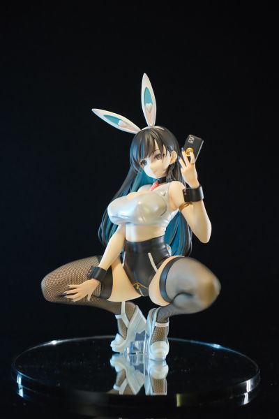 南口日夏 兔女郎