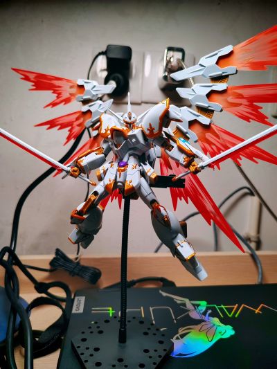 HG 1/144 黑骑士小队 神鸟