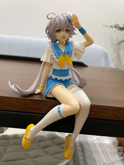 压泡面 虚拟歌手 水手洛天依