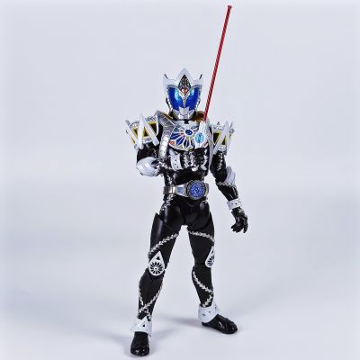 S.H.Figuarts(真骨雕制法)  假面骑士蛇牙