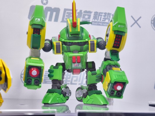 果宝特攻拼装机甲系列模型 香橙战宝