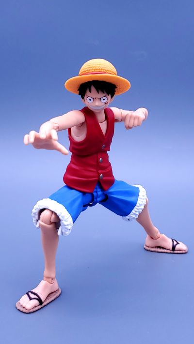 S.H.Figuarts   蒙奇·D·路飞-冒险的序幕-