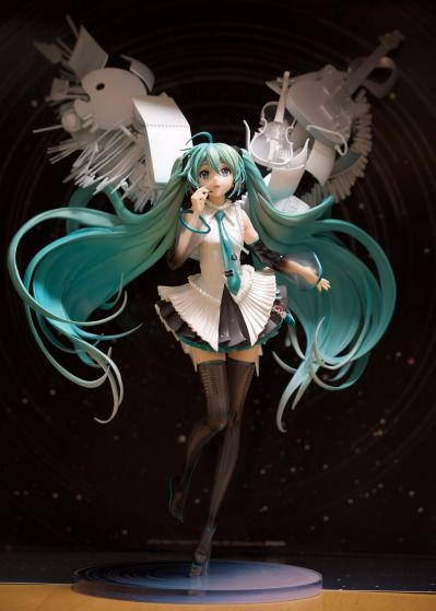 初音未来  16周年纪念款