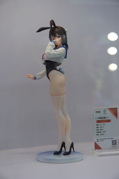 水手服兔女郎