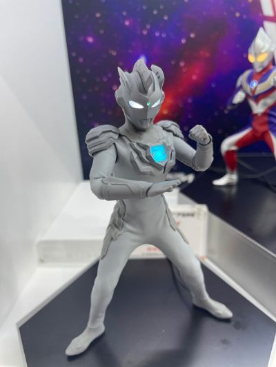 泽塔奥特曼 阿尔法装甲