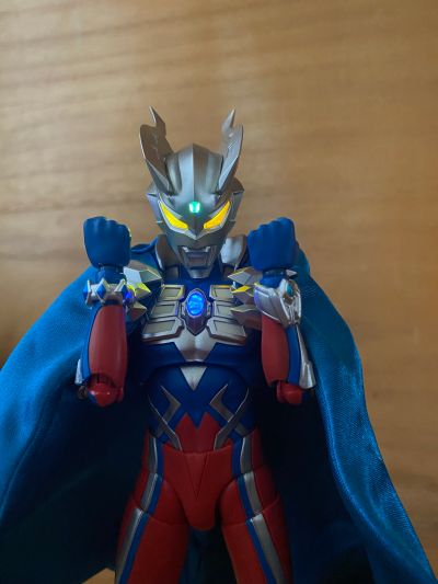 光轨迹 赛罗配件包