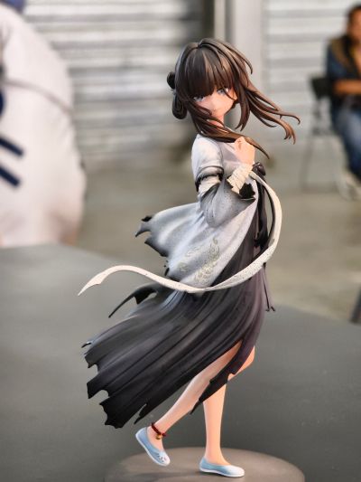 饿殍：明末千里行 满穗 烟花拾穗