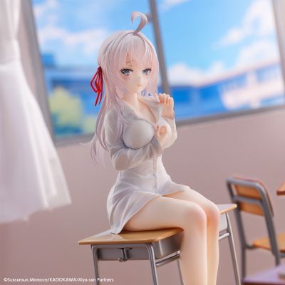 不时用俄语小声说真心话的邻桌艾莉同学 艾莉