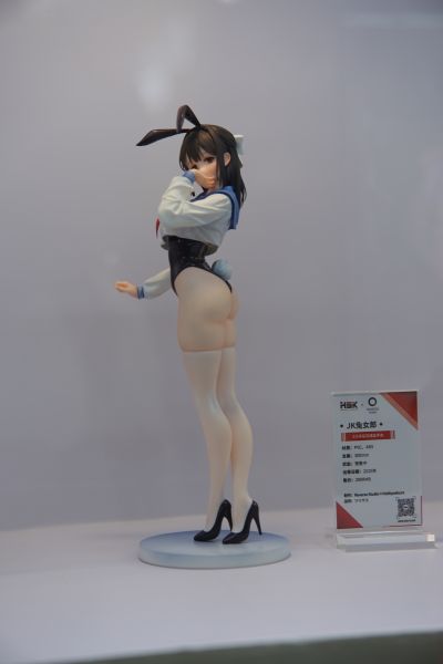 水手服兔女郎