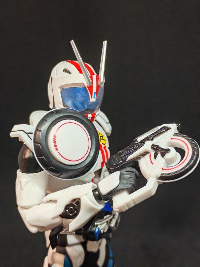 S.H.Figuarts 假面骑士马赫 平成世代版