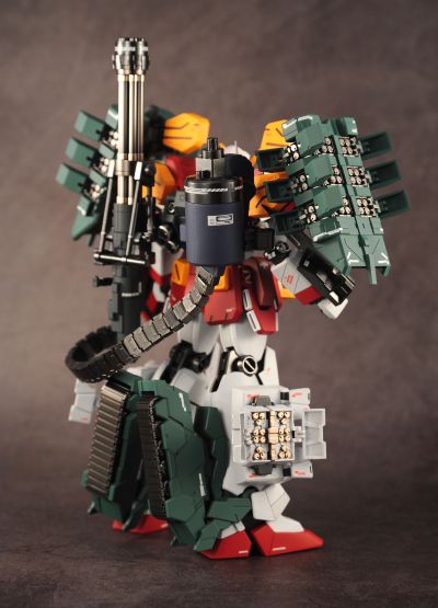 MG 新机动战记高达W ENDLESS WALTZ: 败者们的荣耀 XXXG-01H 重装高达EW(刺猬装备)