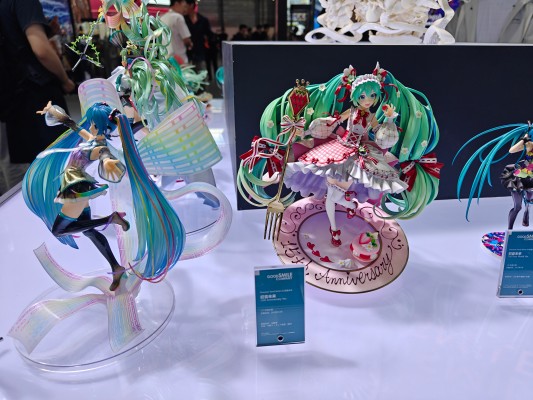 HELLO! GOOD SMILE 初音未来 透明珠光