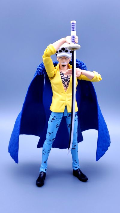 S.H.Figuarts  特拉法尔加·罗 -讨伐鬼之岛-