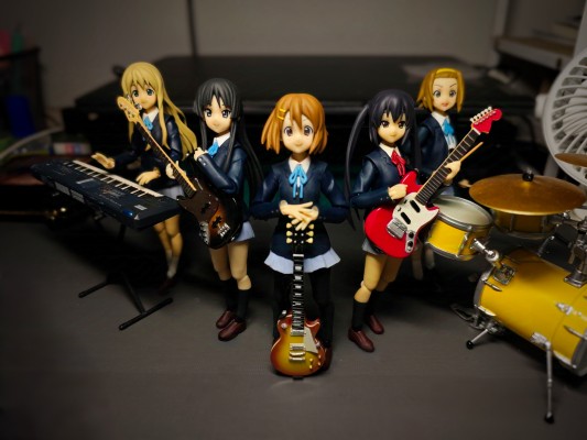 figma #60 轻音少女！ 田井中律 制服Ver. 
