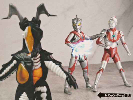 解体拼图 FANTASY 宇宙英雄奥特曼 芝顿