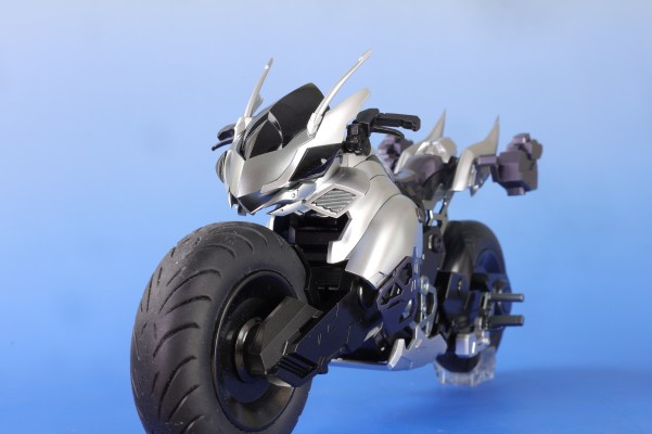 赛博森林 飓风飞蝗 叶风婵