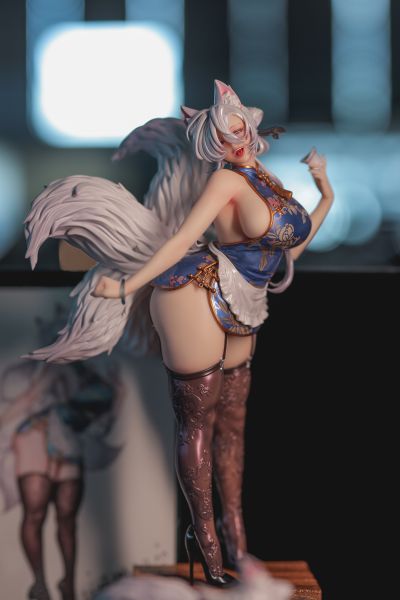 中华大厨娘—白狐 烟雨绿