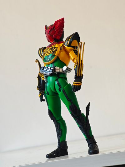 S.H.Figuarts(真骨雕制法) 假面骑士卌骑与欧兹 电影大战 超级激战 假面骑士欧兹 超级鹰虎蝗联组