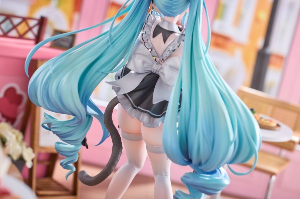 胜利女神：妮姬 普丽瓦蒂：不友善的女仆