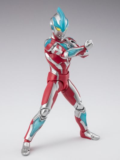 S.H.Figuarts 银河奥特曼（新生代之星）