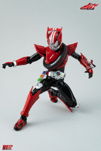 S.H.Figuarts 假面骑士驰骑 飙速型 平成世代版